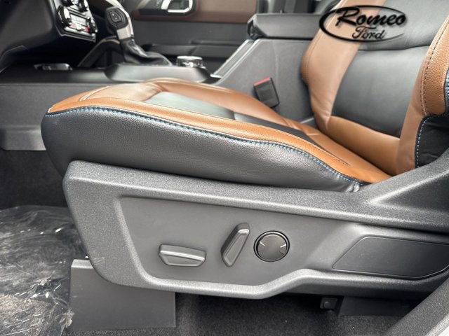 Vehicle image 29 of 36