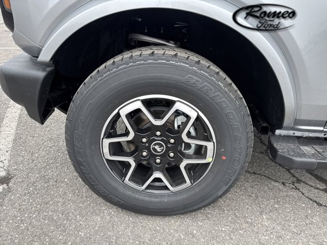Vehicle image 10 of 36