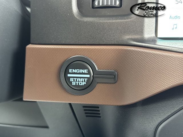 Vehicle image 26 of 36