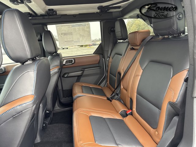 Vehicle image 13 of 36