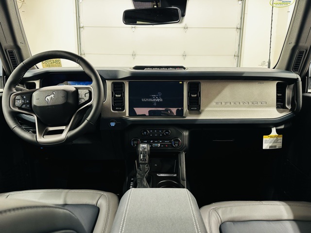 Vehicle image 19 of 45