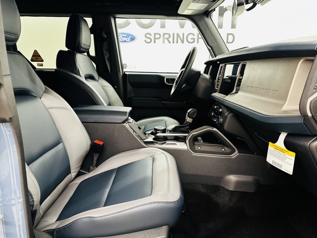 Vehicle image 13 of 45