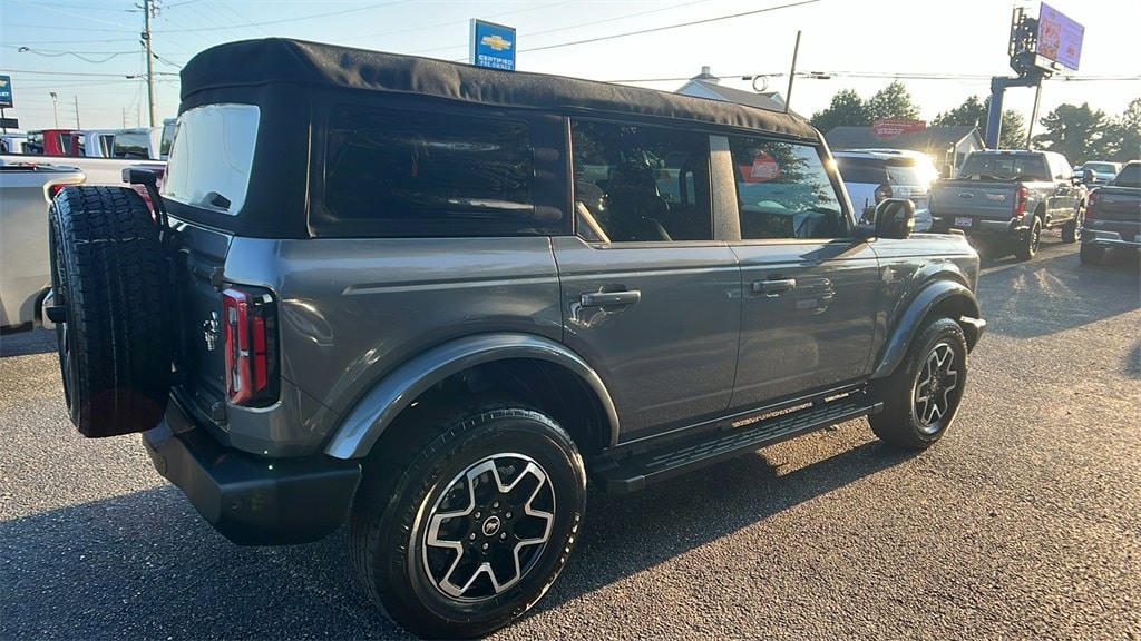 2024 Ford Bronco Outer Banks Image 5 of 33
