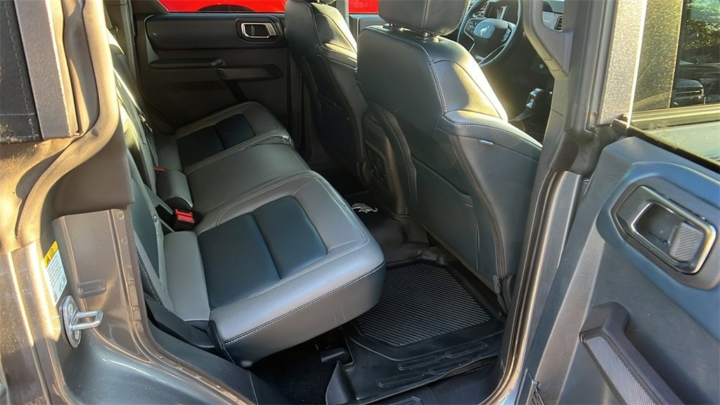 2024 Ford Bronco Outer Banks Image 10 of 33