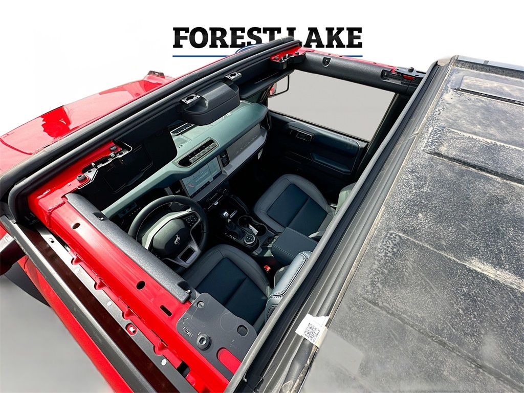 Vehicle image 14 of 19