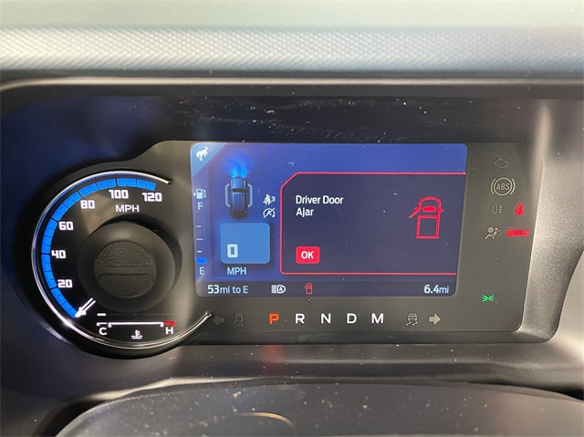 Vehicle image 10 of 24