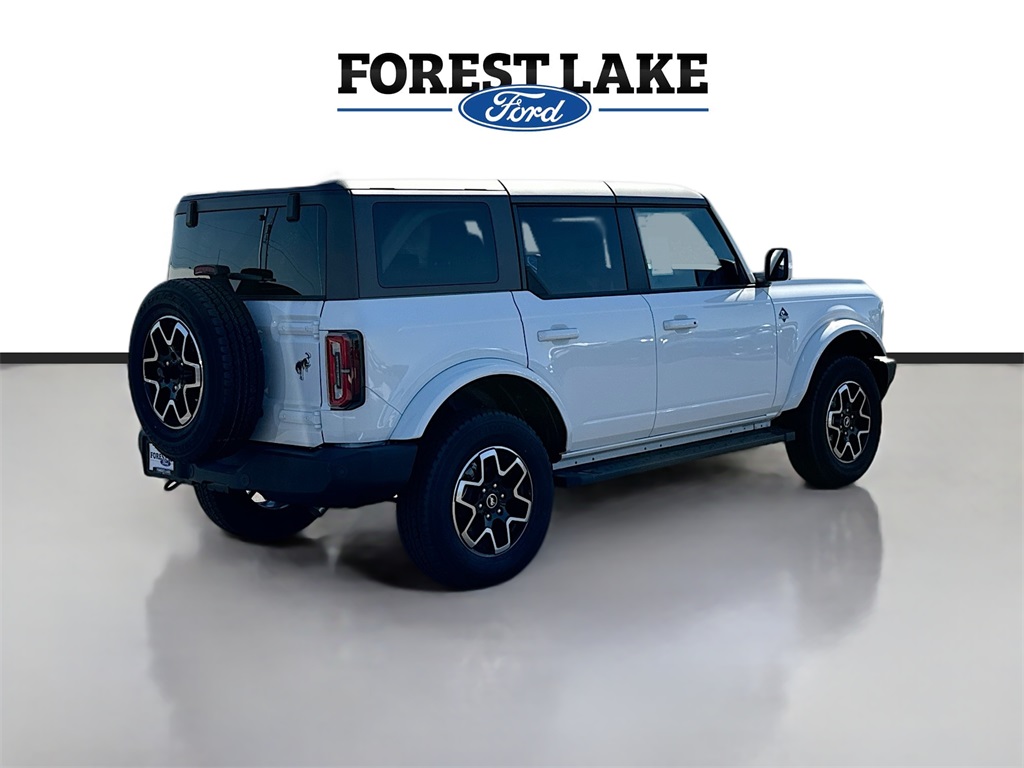 Vehicle image 4 of 22