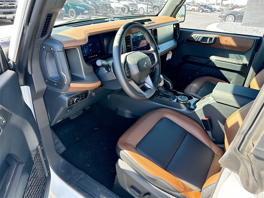 Vehicle image 6 of 22