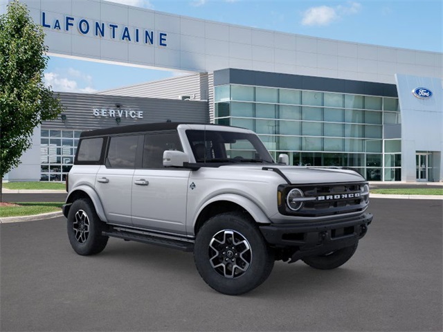 Vehicle image 4 of 25