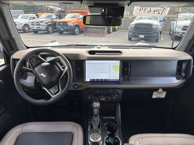 Vehicle image 12 of 26