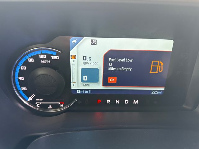 Vehicle image 17 of 26