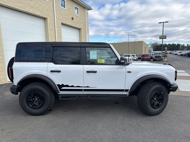 Vehicle image 4 of 26