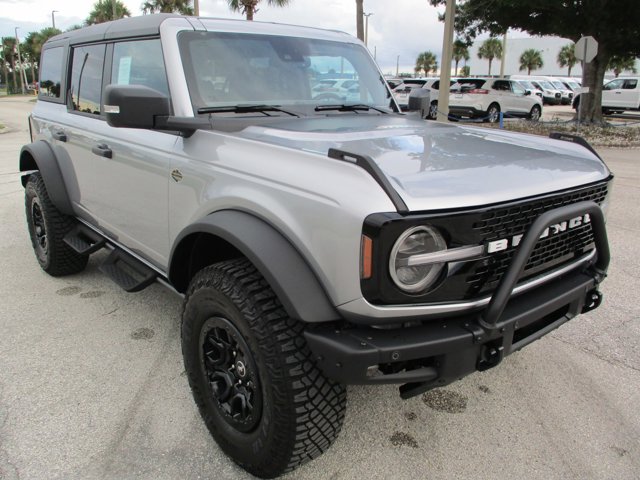 Vehicle image 3 of 26