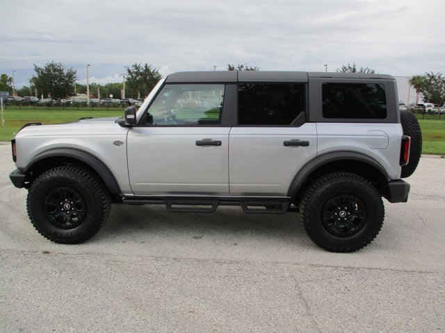 Vehicle image 8 of 26