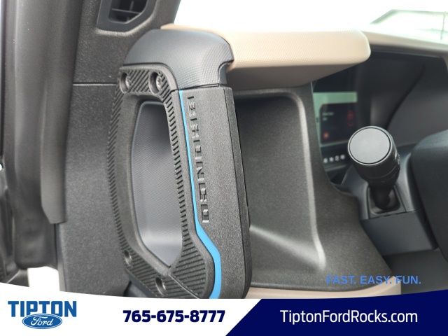 Vehicle image 44 of 45