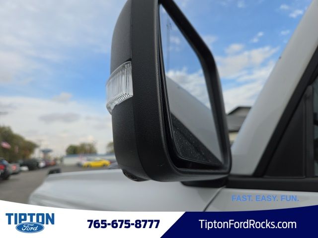 Vehicle image 22 of 45
