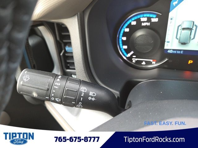 Vehicle image 30 of 45
