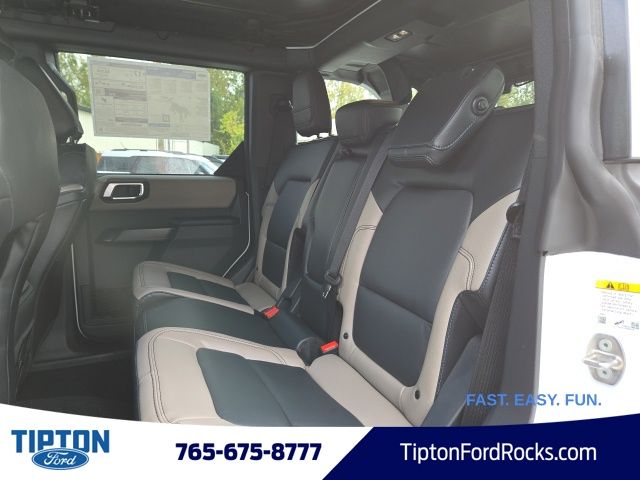 Vehicle image 13 of 45