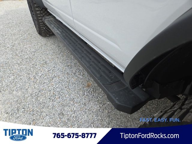 Vehicle image 26 of 45