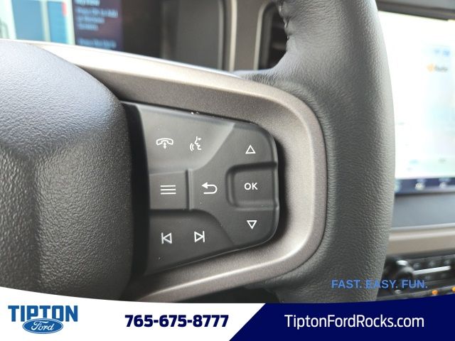 Vehicle image 24 of 45