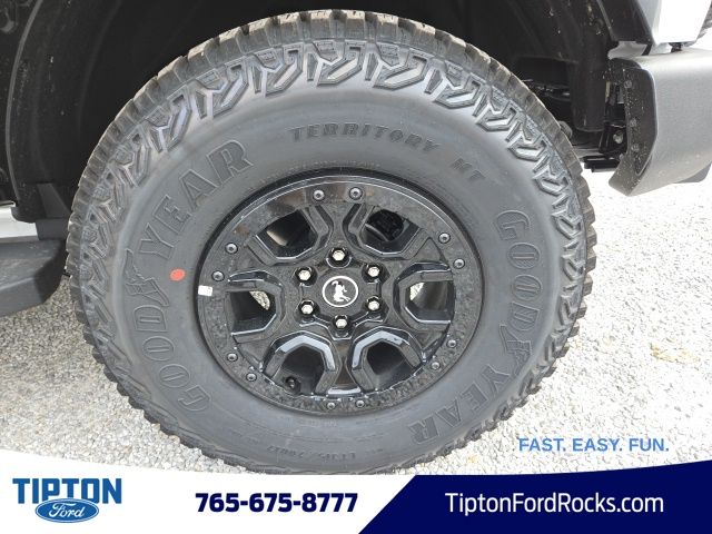 Vehicle image 11 of 45