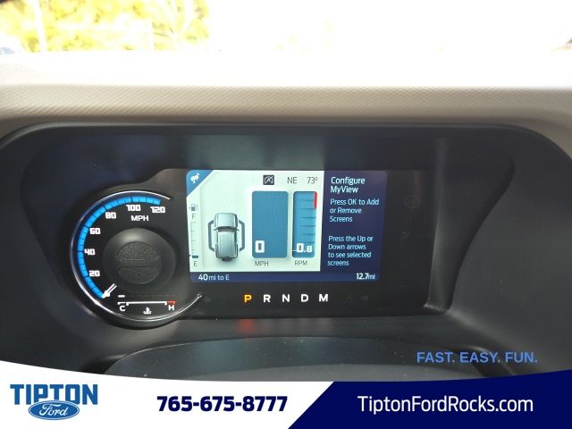 Vehicle image 32 of 45
