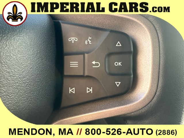 Vehicle image 24 of 38