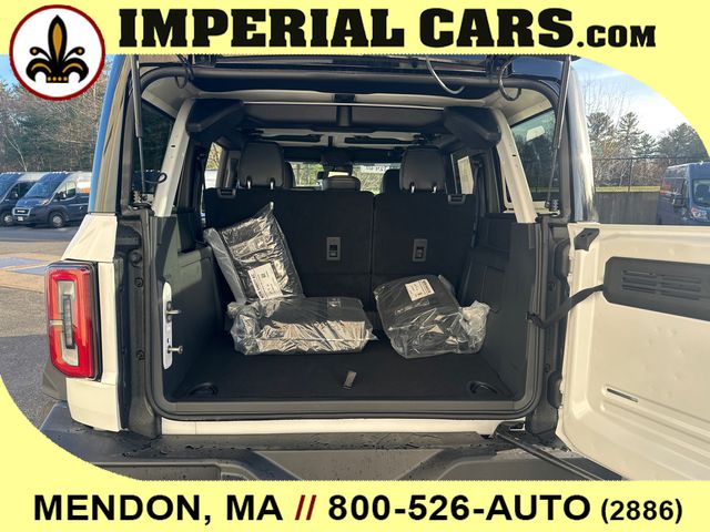 Vehicle image 11 of 38