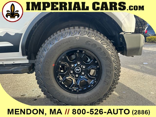 Vehicle image 9 of 38