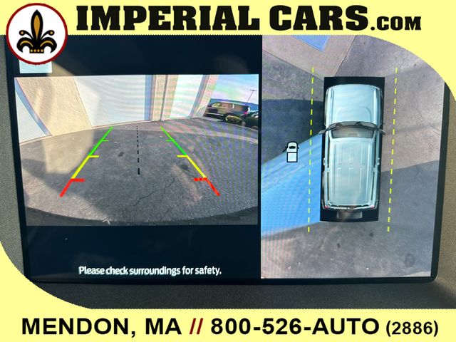 Vehicle image 15 of 38