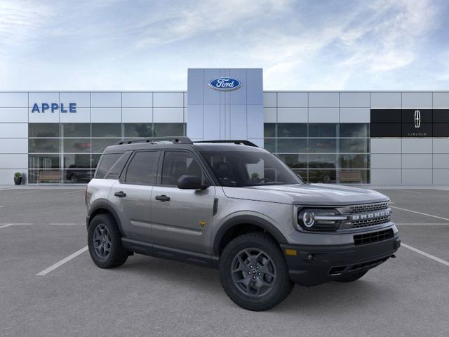 Vehicle image 4 of 23