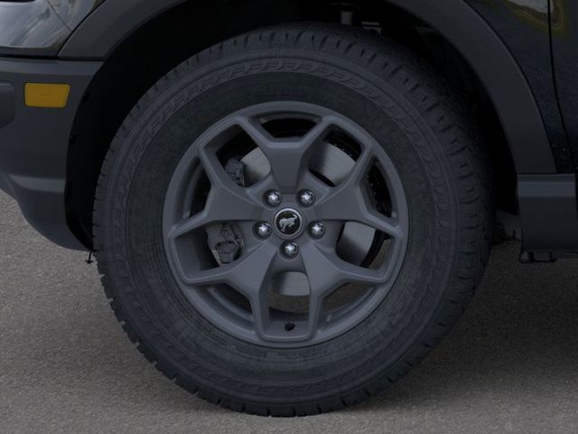 Vehicle image 9 of 23