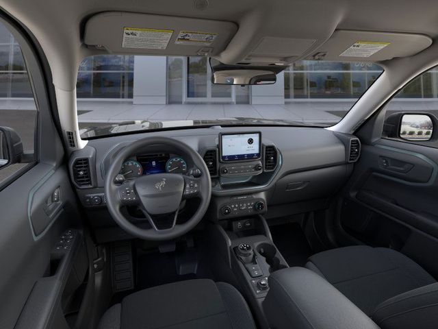 Vehicle image 14 of 23