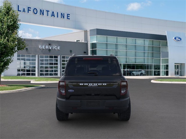 Vehicle image 5 of 23
