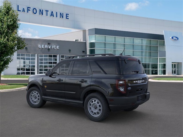 Vehicle image 7 of 23