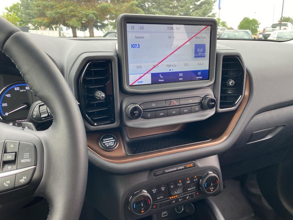 Vehicle image 7 of 25