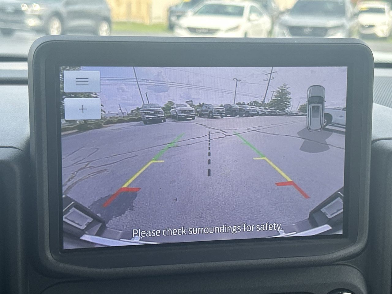 Vehicle image 16 of 40