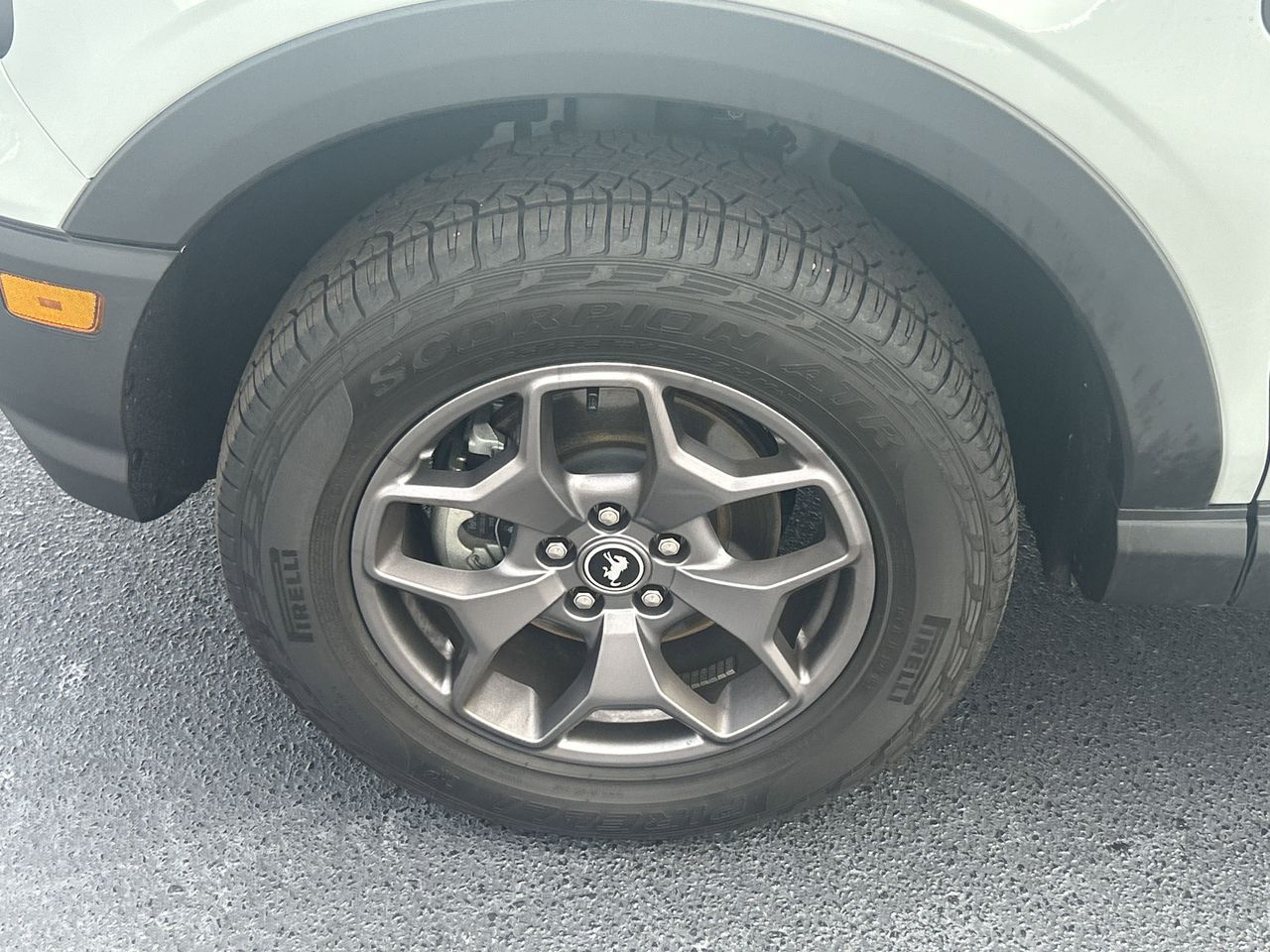 Vehicle image 7 of 40