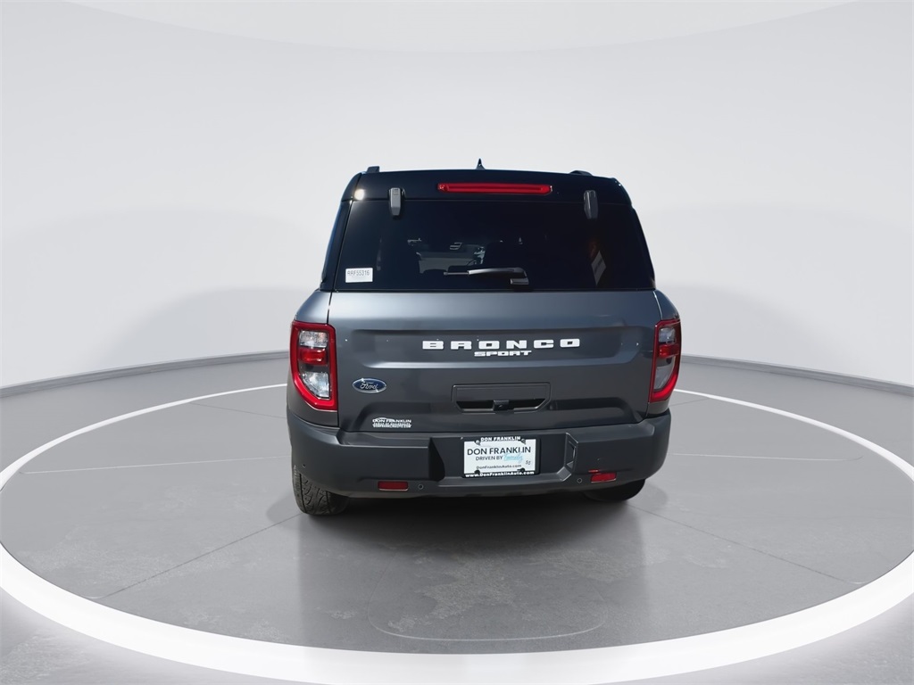 Vehicle image 8 of 27