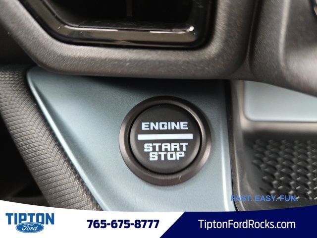 Vehicle image 40 of 41