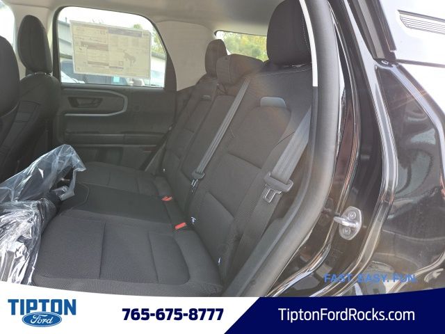 Vehicle image 13 of 41