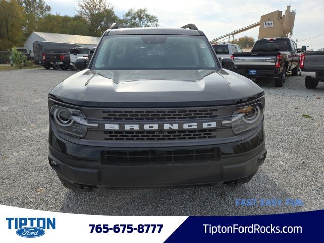 Vehicle image 4 of 41