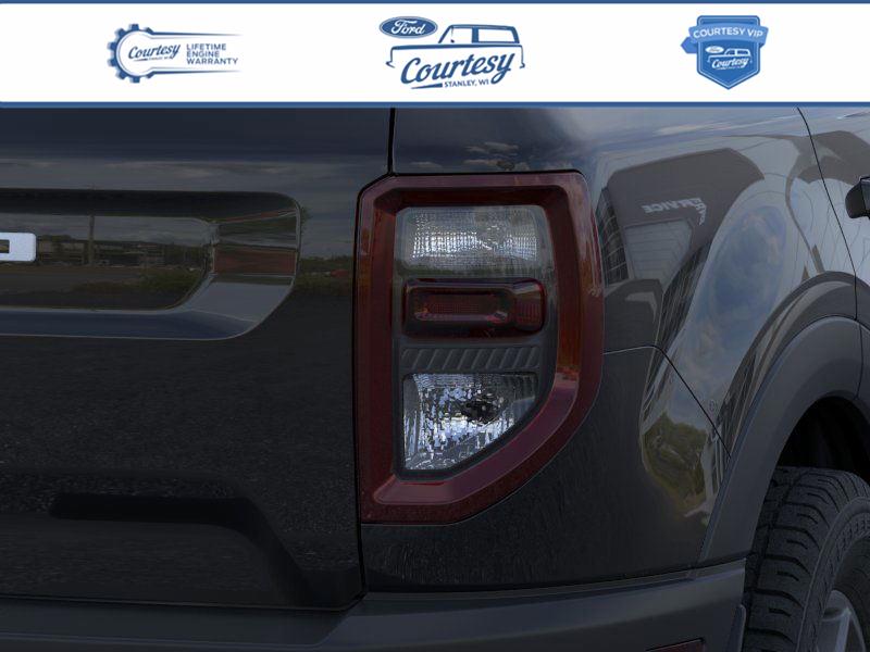 Vehicle image 18 of 23