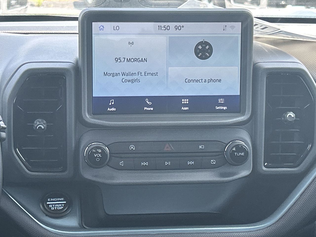 Vehicle image 22 of 42