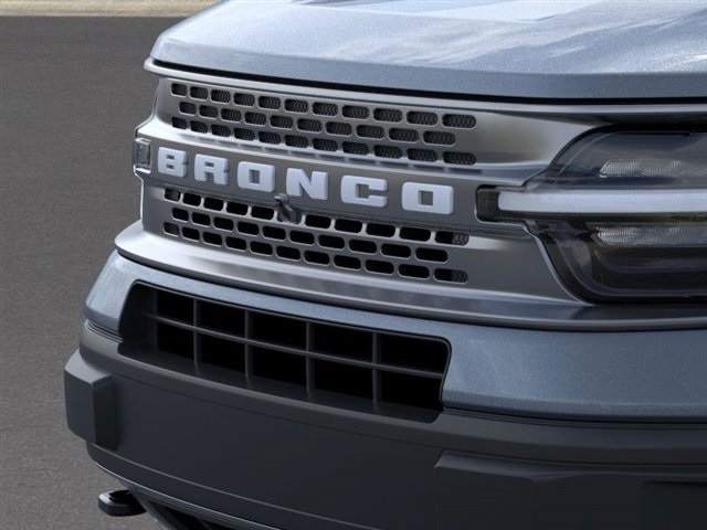 Vehicle image 19 of 23