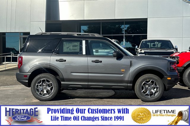 Vehicle image 4 of 23