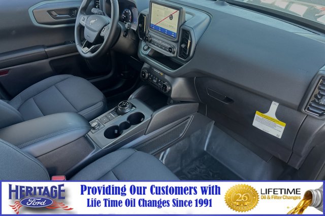 Vehicle image 14 of 23