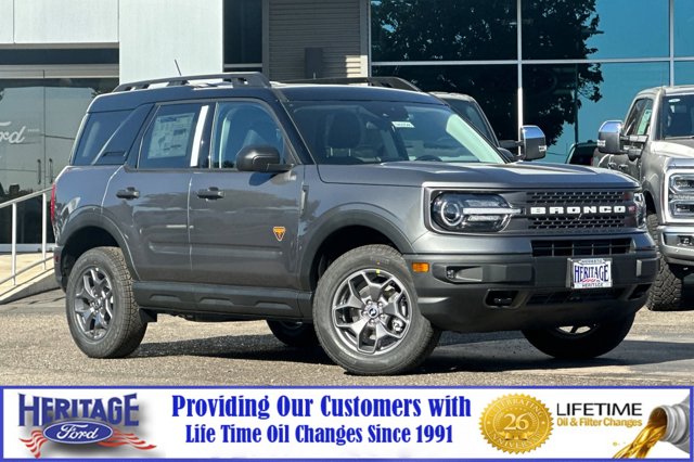 Vehicle image 3 of 23