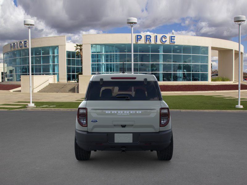 Vehicle image 6 of 23