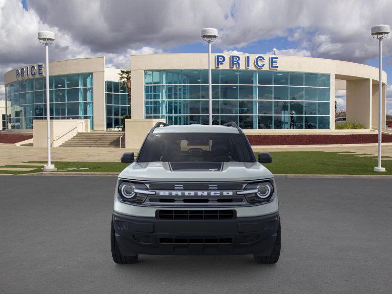 Vehicle image 3 of 23